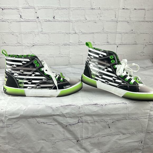 Beetlejuice High Top It’s Show Time Striped Neon Green Sneakers Women’s 7 - Picture 2 of 8